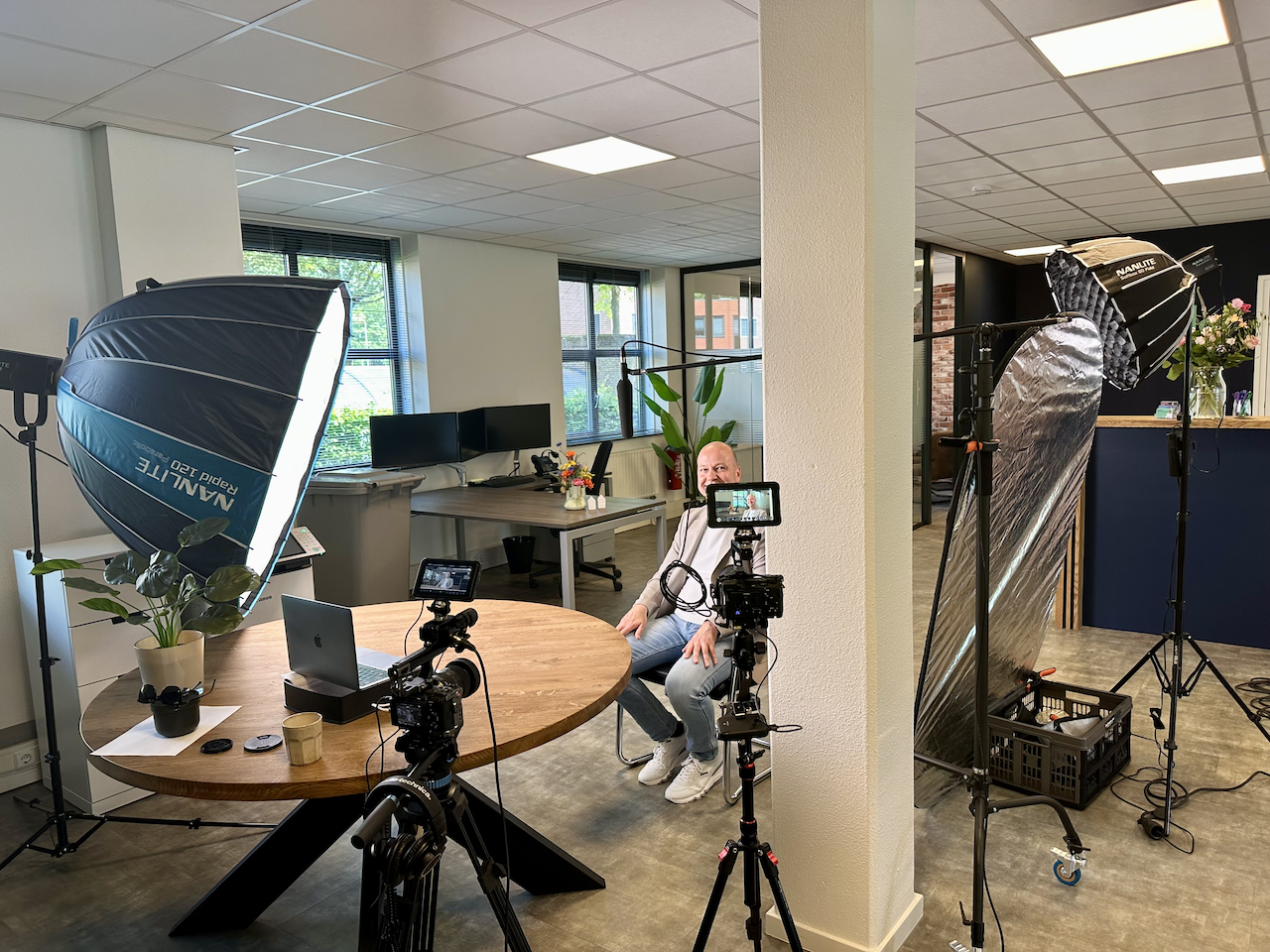 Filmmaker en videograaf Ben Fransen aan het werk. Beschikbaar als Filmmaker Enschede. Behind the scenes bij Ben Fransen